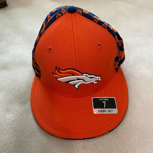 NFL Reebok Denver Broncos Flocked Logo Hat Fitted Size 7 New with Tags - Picture 3 of 9